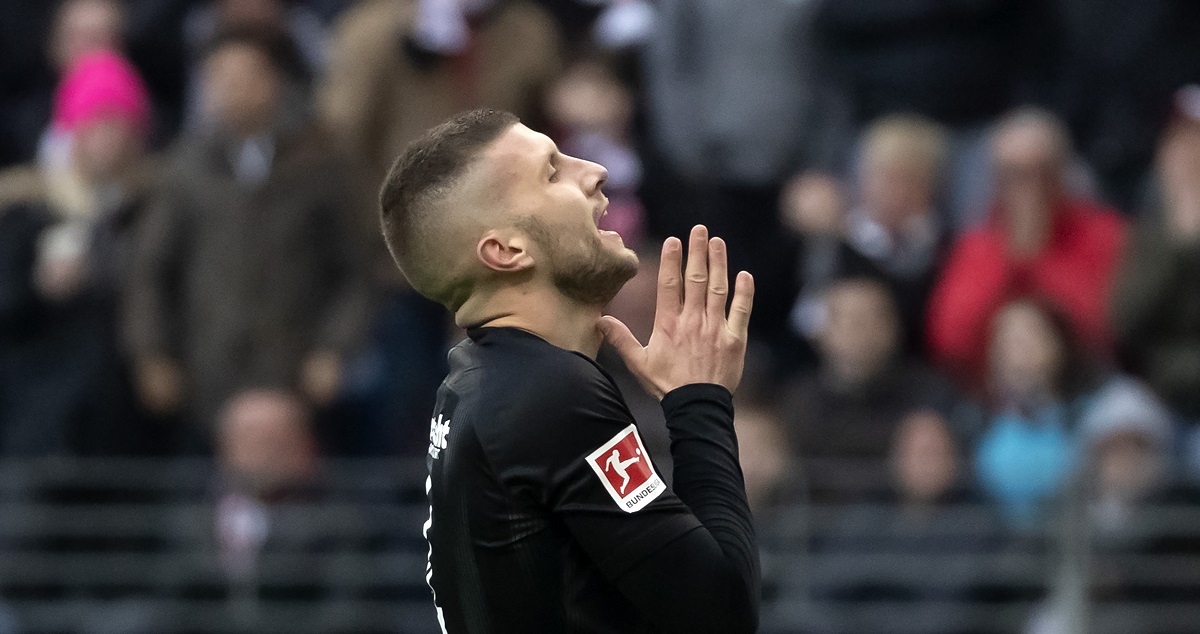 Njemački mediji: Rebić se već oprostio od suigrača, uskoro odlazi